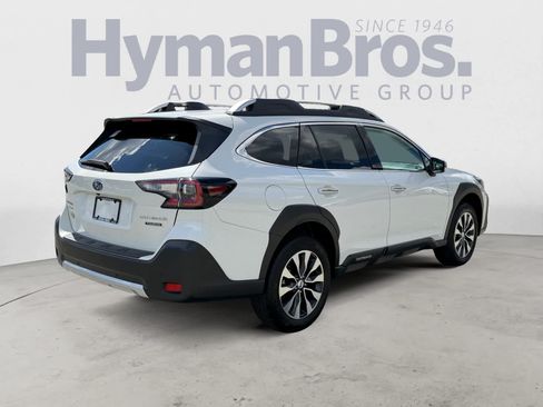 Certified 2024 Subaru Outback Touring AWD/4WD image 3