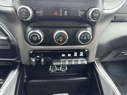 Used 2022 RAM 2500 Big Horn w/ Level 1 Equipment Group image 22