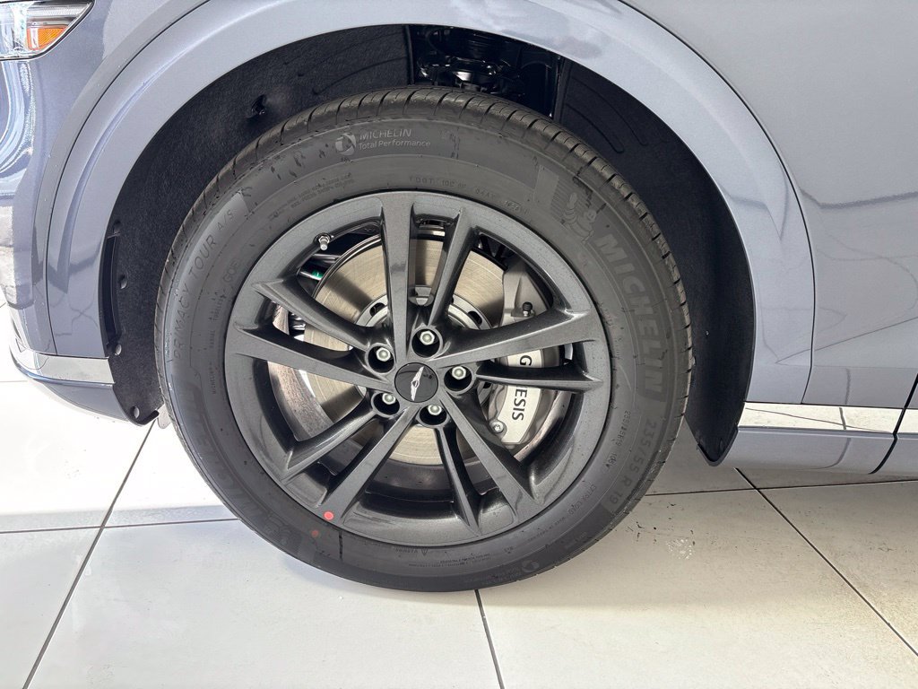 New 2027 Genesis GV70 2.5T Select AWD/4WD image 9