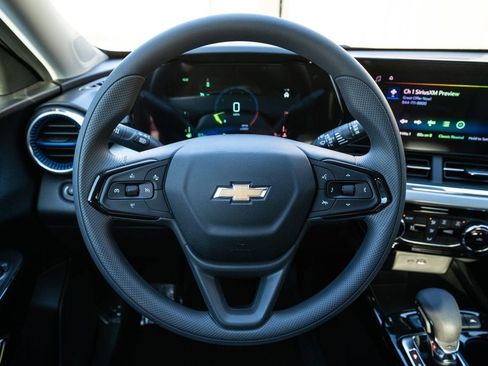 New 2026 Chevrolet Trax LT image 15