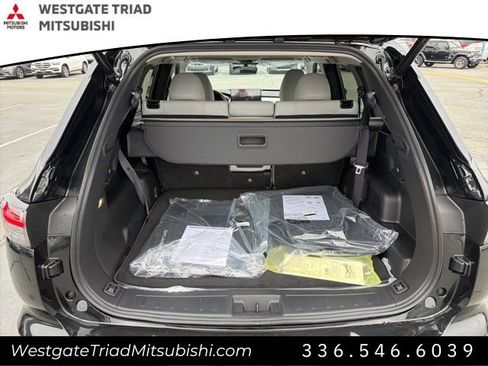 New 2026 Mitsubishi Outlander AWD image 9