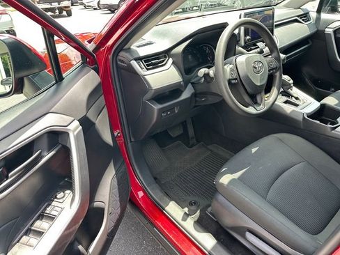 Used 2025 Toyota RAV4 LE FWD image 9