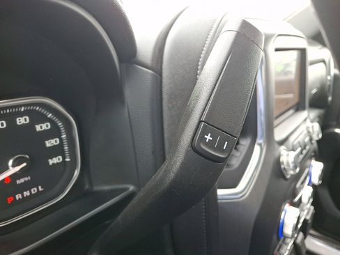 Certified 2022 GMC Sierra 2500 Denali w/ Denali Black Diamond Edition image 15