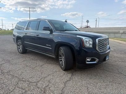 Used 2020 GMC Yukon XL Denali w/ Denali Premium Package