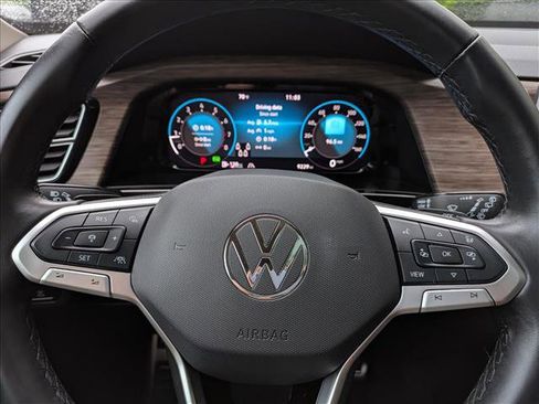 Used 2025 Volkswagen Atlas SEL Premium R-Line AWD/4WD image 37