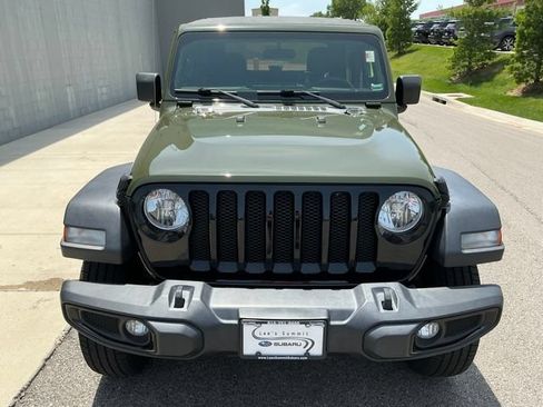 Used 2021 Jeep Wrangler Sport AWD/4WD image 9