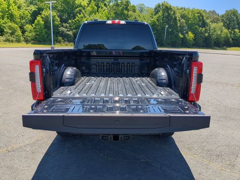 Certified 2023 Ford F250 Lariat w/ Lariat Ultimate Package AWD/4WD image 34