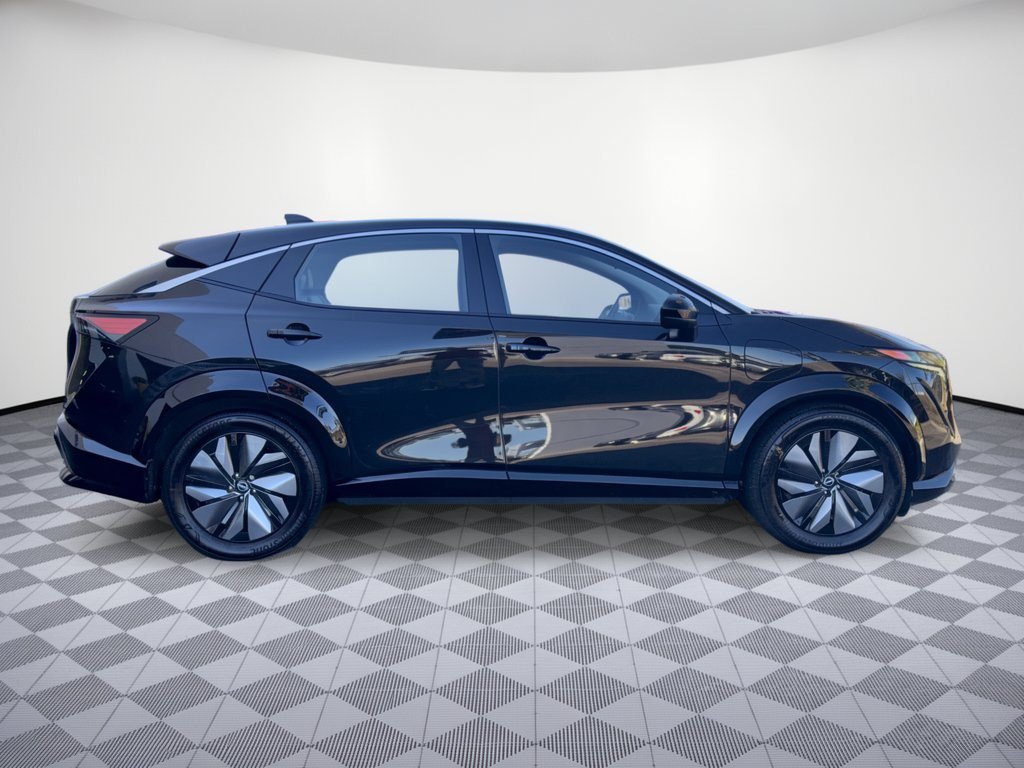 Used 2024 Nissan Ariya FWD image 8