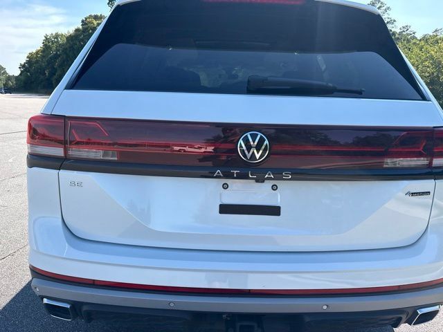 Used 2026 Volkswagen Atlas Peak Edition AWD/4WD image 12