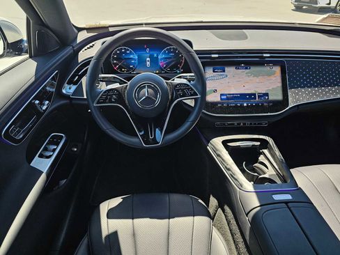 Used 2026 Mercedes-Benz E 350 Sedan image 18