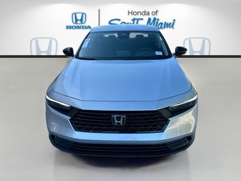 New 2025 Honda Accord SE image 2