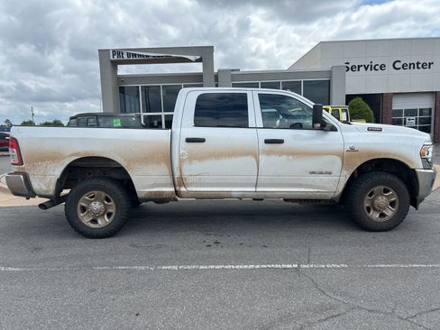 Used 2021 RAM 2500 Tradesman AWD/4WD image 4