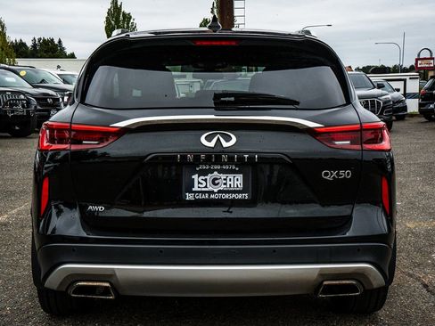 Used 2019 INFINITI QX50 Essential w/ Sensory Package AWD/4WD image 12