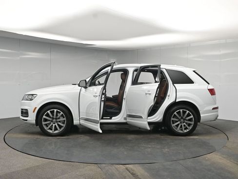 Used 2018 Audi Q7 3.0T Prestige image 59