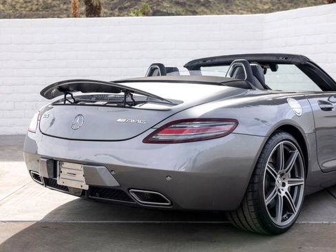 Used 2012 Mercedes-Benz SLS AMG Base image 10