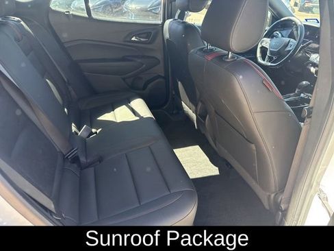 Used 2024 Chevrolet Trax RS w/ Sunroof Package FWD image 7