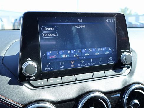 New 2025 Nissan Sentra SR image 3