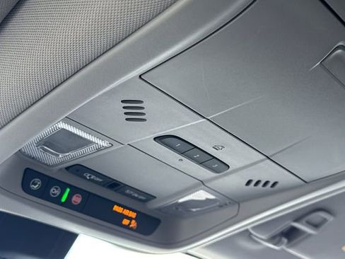 Used 2023 GMC Terrain SLT w/ Elevation Edition FWD image 24