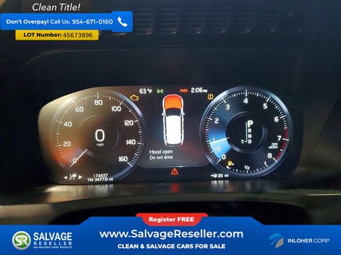 Used 2018 Volvo XC90 T6 Momentum w/ Convenience Package image 4