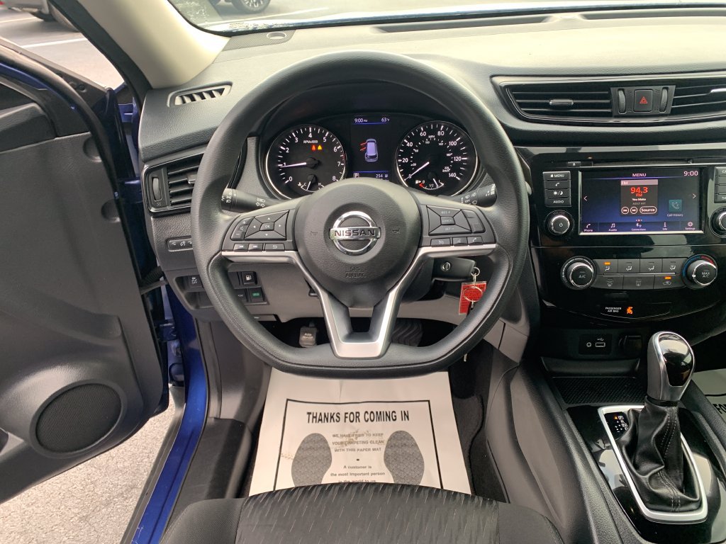 Used 2018 Nissan Rogue S AWD/4WD image 20