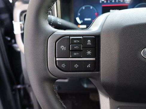 New 2026 Ford F250 Lariat w/ Black Appearance Package image 28