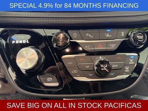 New 2026 Chrysler Pacifica Select w/ S Appearance Package image 18