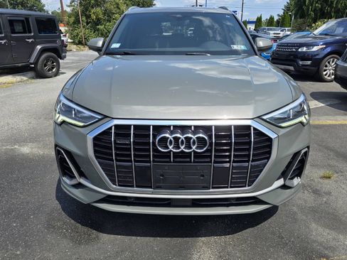 Used 2021 Audi Q3 2.0T Premium Plus w/ Premium Plus Package AWD/4WD image 8