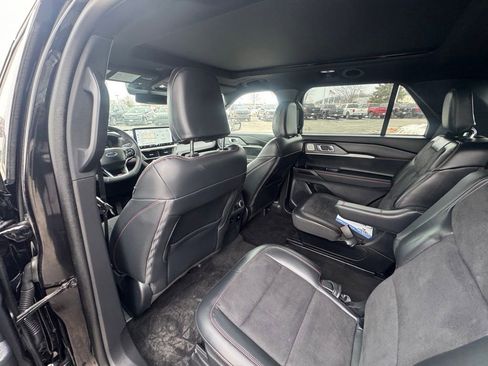 Used 2025 Ford Explorer ST w/ Sun And Sound Package image 10