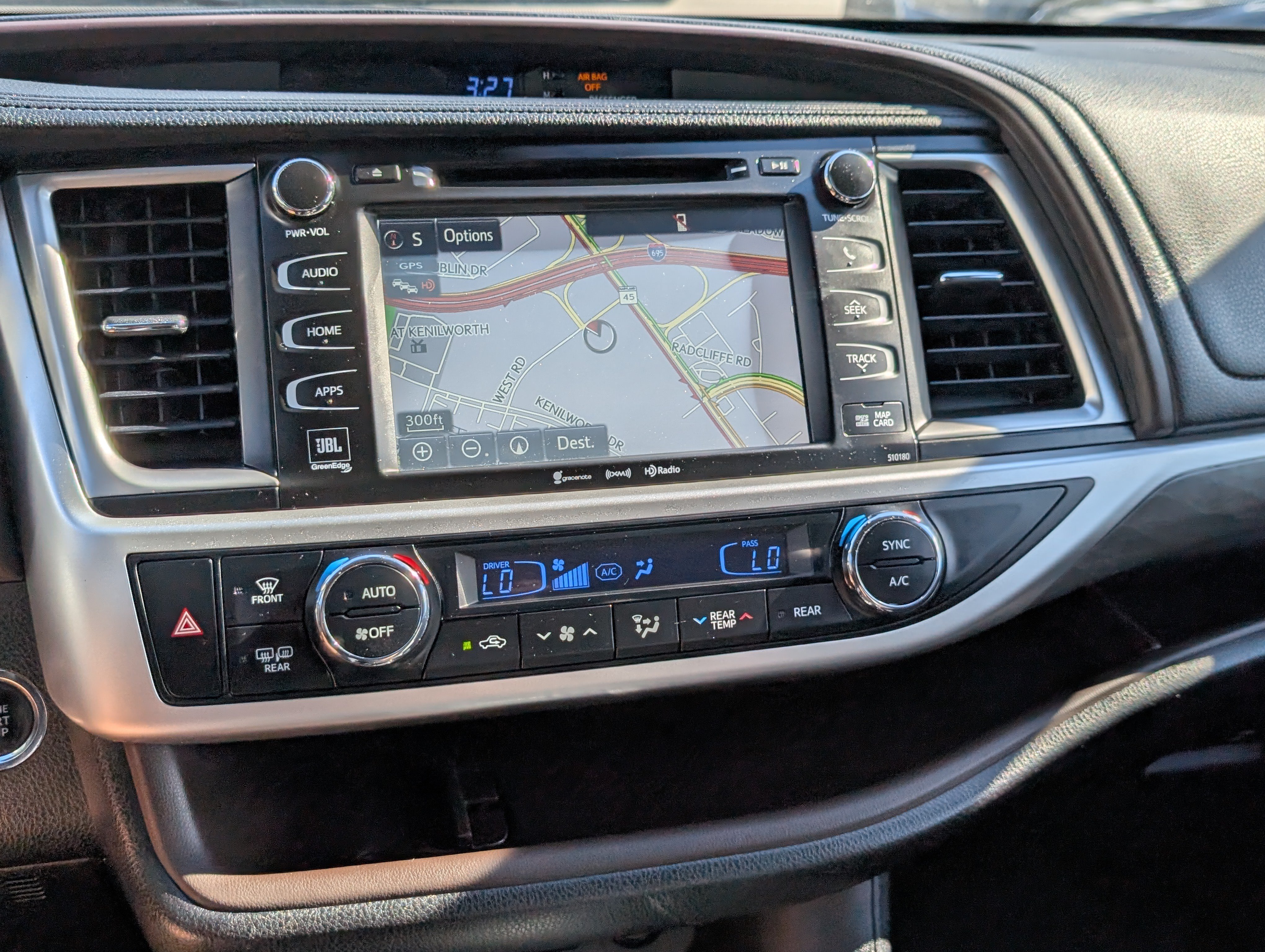 Used 2017 Toyota Highlander Limited Platinum w/ Carpet Mat Package AWD/4WD image 32