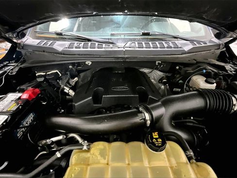 Used 2019 Ford F150 Platinum w/ Technology Package image 29