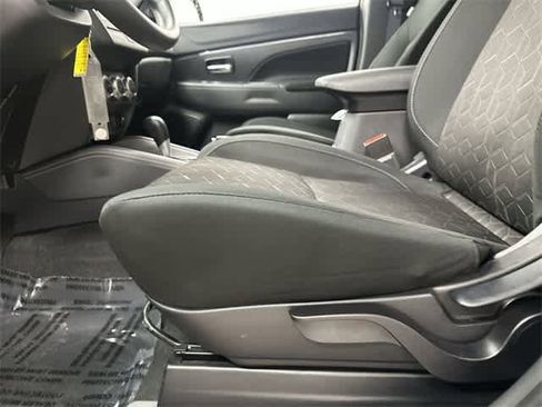 Used 2024 Mitsubishi Outlander Sport ES image 26