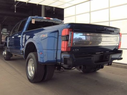 Used 2026 Ford F350 Platinum w/ Platinum Plus Package AWD/4WD image 3