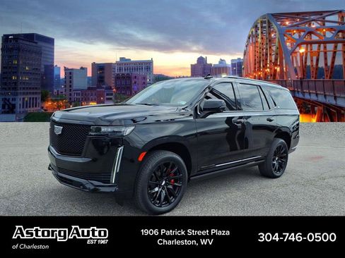 Used 2023 Cadillac Escalade Sport Platinum w/ LPO, ONYX Package AWD/4WD image 7