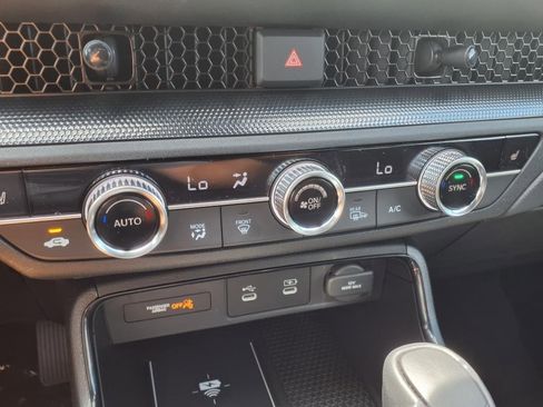 Used 2026 Honda CR-V Sport image 13