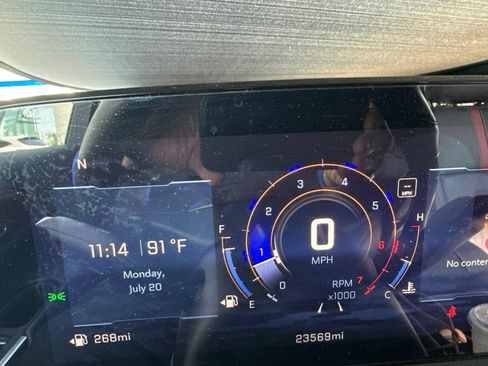 Used 2025 Chevrolet Traverse RS w/ LPO, Floor Liner Package FWD image 5