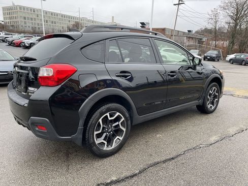 Used 2016 Subaru Crosstrek 2.0i Premium image 8
