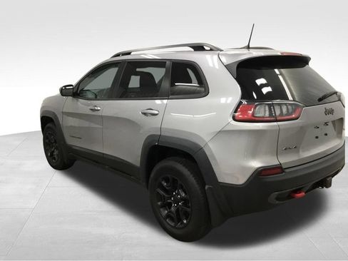 Used 2021 Jeep Cherokee Trailhawk w/ Sun & Sound Group AWD/4WD image 35