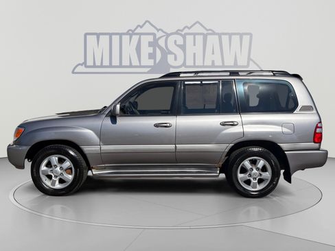 Used 2003 Toyota Land Cruiser AWD/4WD image 2