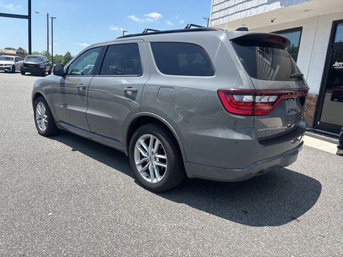 Used 2024 Dodge Durango GT RWD image 6