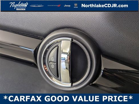 Used 2019 MINI Cooper S w/ Signature Upholstery Package image 14