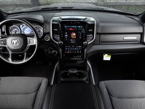 Used 2022 RAM 1500 Big Horn RWD image 5