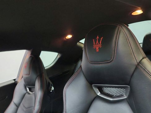 Used 2018 Maserati GranTurismo Sport image 22