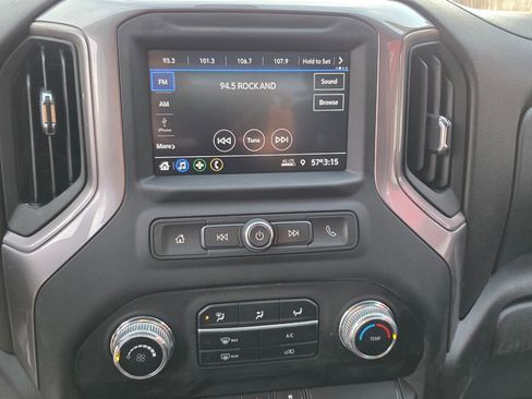 Used 2023 GMC Sierra 2500 Pro w/ Convenience Package image 16