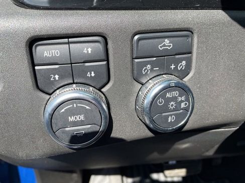 Used 2022 GMC Sierra 1500 Elevation w/ X31 Off-Road Package AWD/4WD image 8