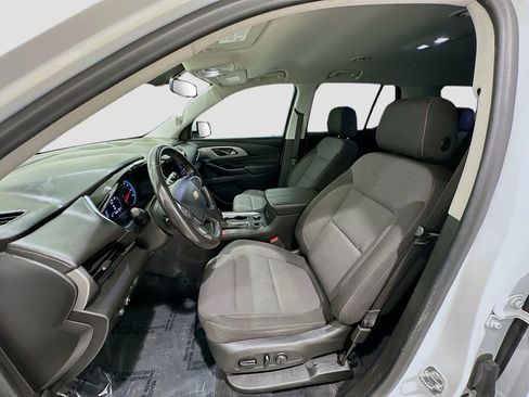 Used 2020 Chevrolet Traverse LT w/ LPO, Cargo Package FWD image 21