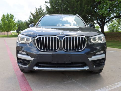 Used 2019 BMW X3 sDrive30i w/ Premium Package image 2