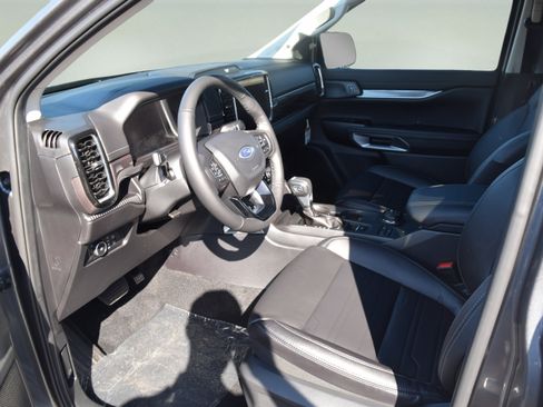 Used 2025 Ford Ranger Lariat AWD/4WD image 6