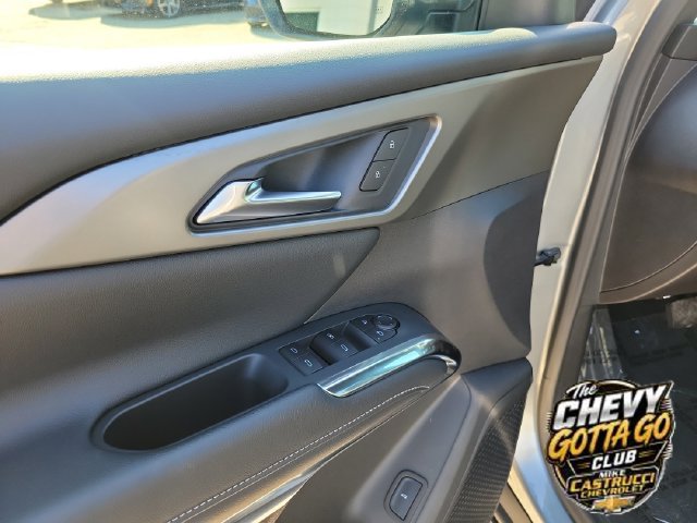 Used 2026 Chevrolet Traverse LT AWD/4WD image 18