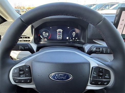 New 2026 Ford Explorer Active w/ Active Comfort Package image 24