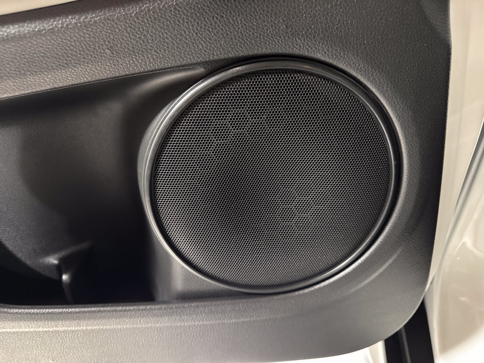 Used 2019 Honda HR-V LX image 13
